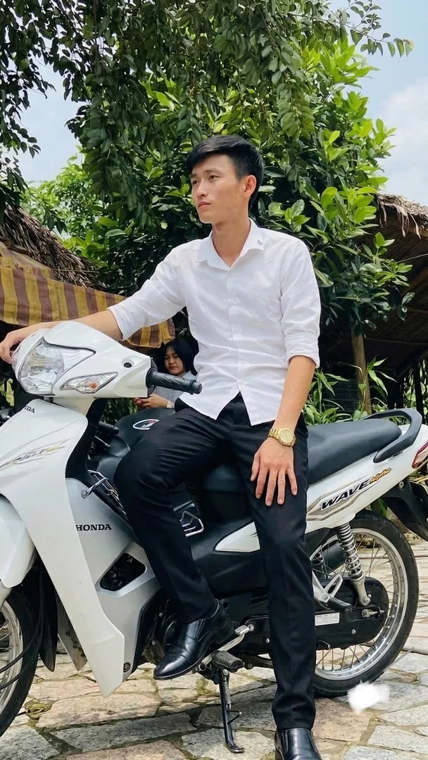 Nguyễn Hồ 33 tuổi Độc thân Khu vực Bình Dương