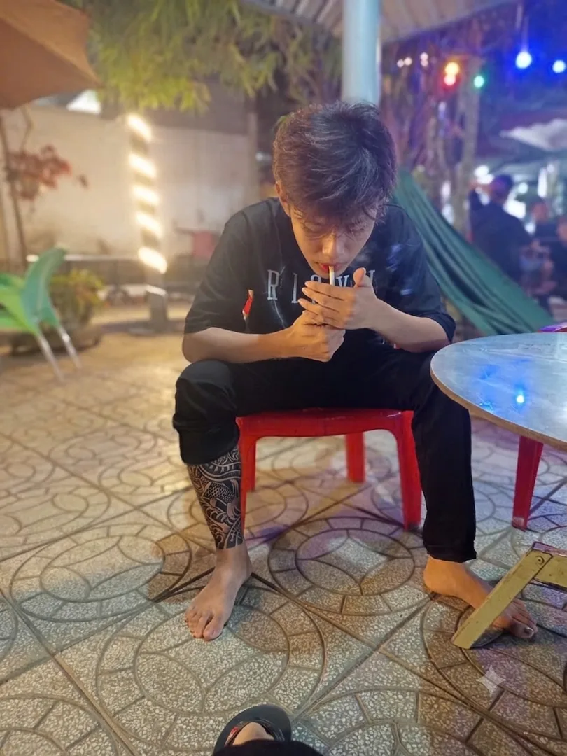 Nguyễn Thành đạt 18 tuổi Độc thân Khu vực Vĩnh Long
