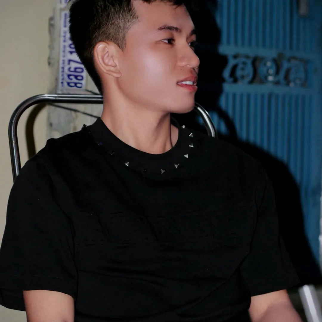 Nguyễn minh hoàng 22 tuổi Độc thân Khu vực Hồ Chí Minh