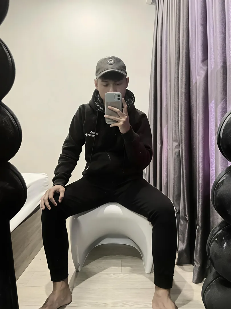 La Ngọc Huy 18 tuổi Độc thân Khu vực Long An