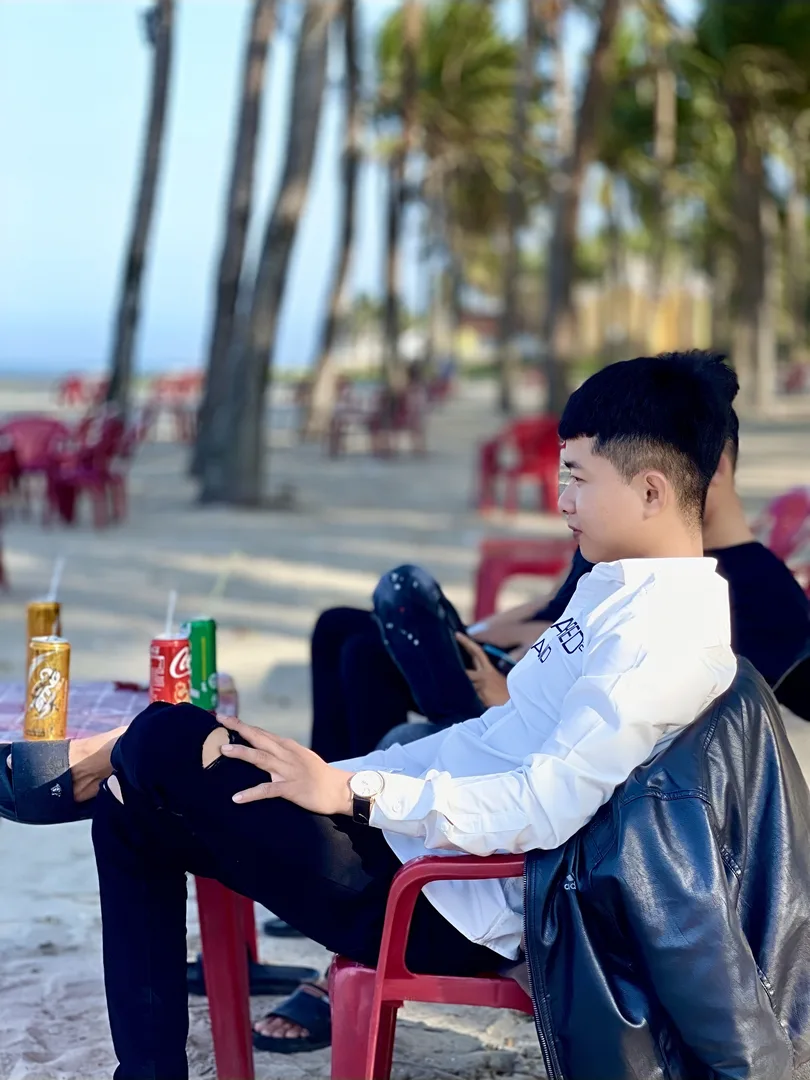 le đình vũ 24 tuổi Độc thân Tìm người yêu Khu vực Quảng Nam