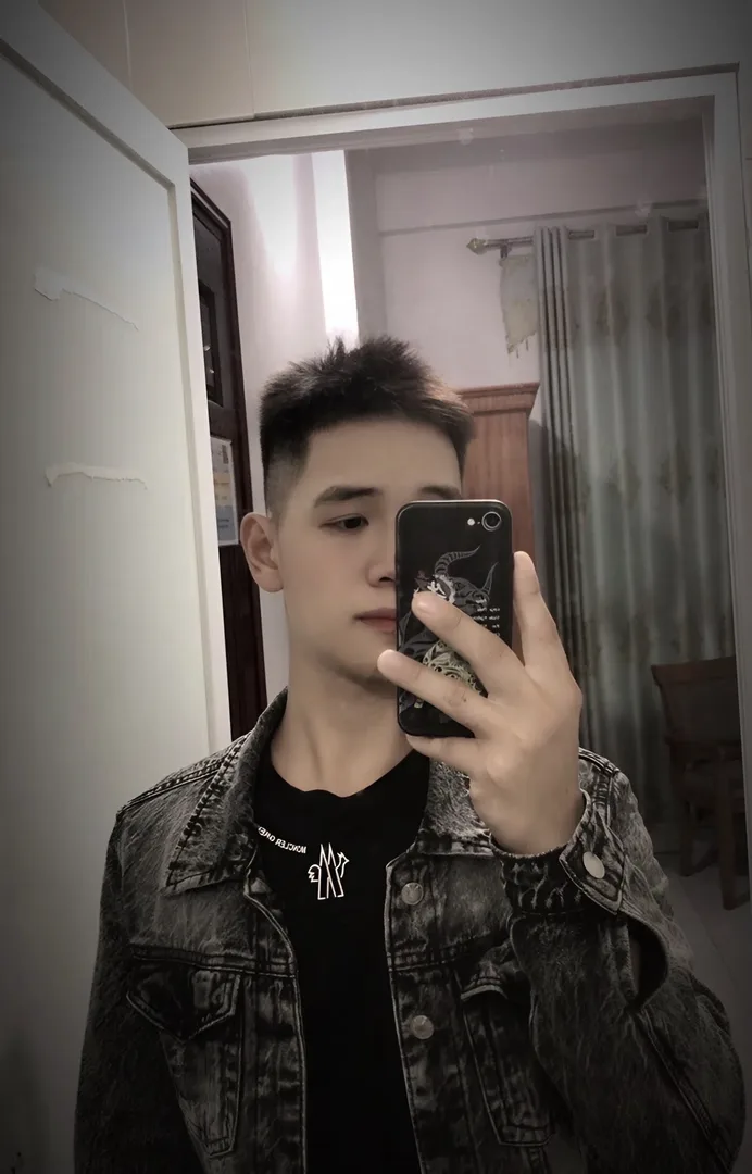 Trương Cong linh 21 tuổi Độc thân Khu vực Hưng Yên