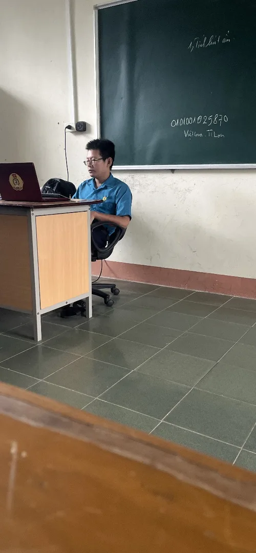 NGUYỄN TIẾN TANG 18 tuổi Độc thân Khu vực Hà Nội