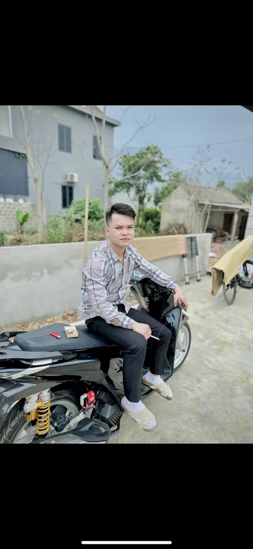 Bui Quang Dung 19 tuổi Độc thân Khu vực Hà Nội