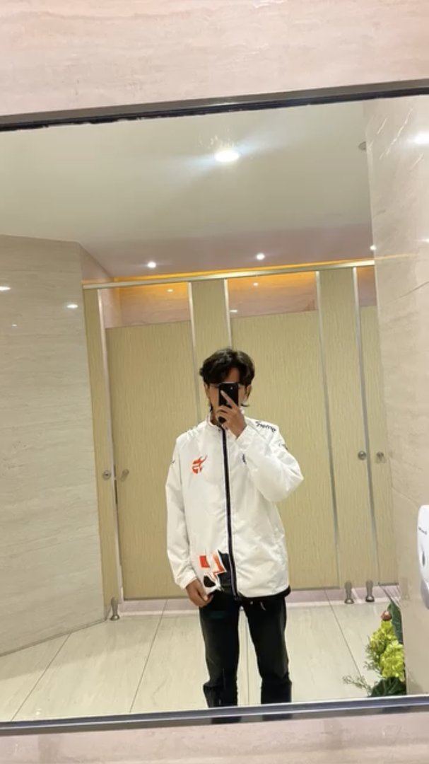 Kamon 22 tuổi Độc thân Tìm người yêu Khu vực Hồ Chí Minh