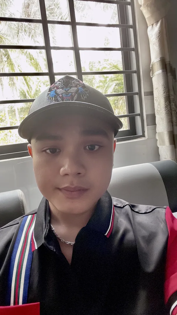 Nguyễn tuấn Khanh 21 Tuổi Đang Độc Thân Khu Vực Hồ Chí Minh