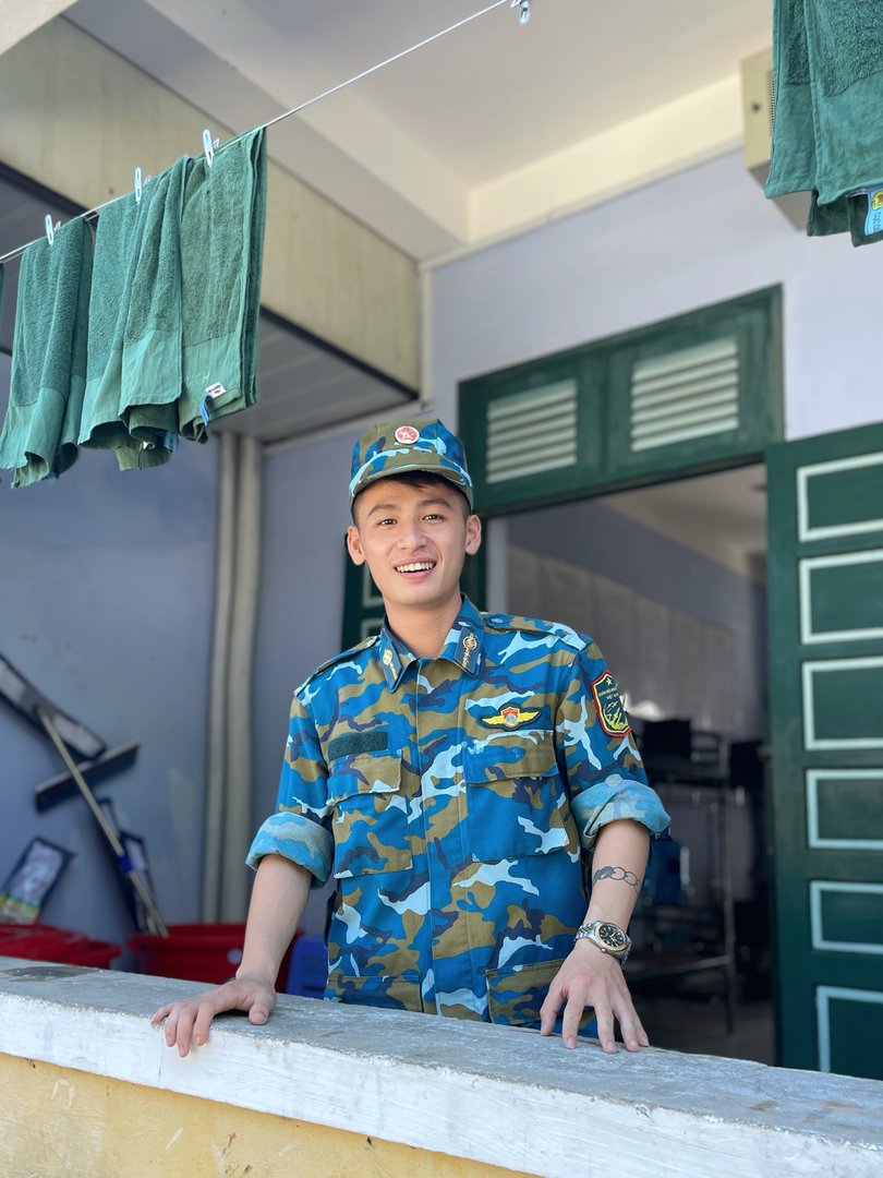 Đinh Thế Hoàng Linh 21 Tuổi Độc Thân Khu Vực Khánh Hòa