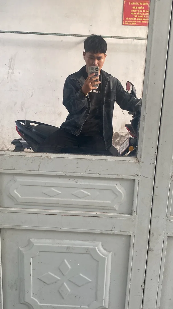 Lee Đuccc Ngàn 21 tuổi Độc thân Khu vực Hồ Chí Minh