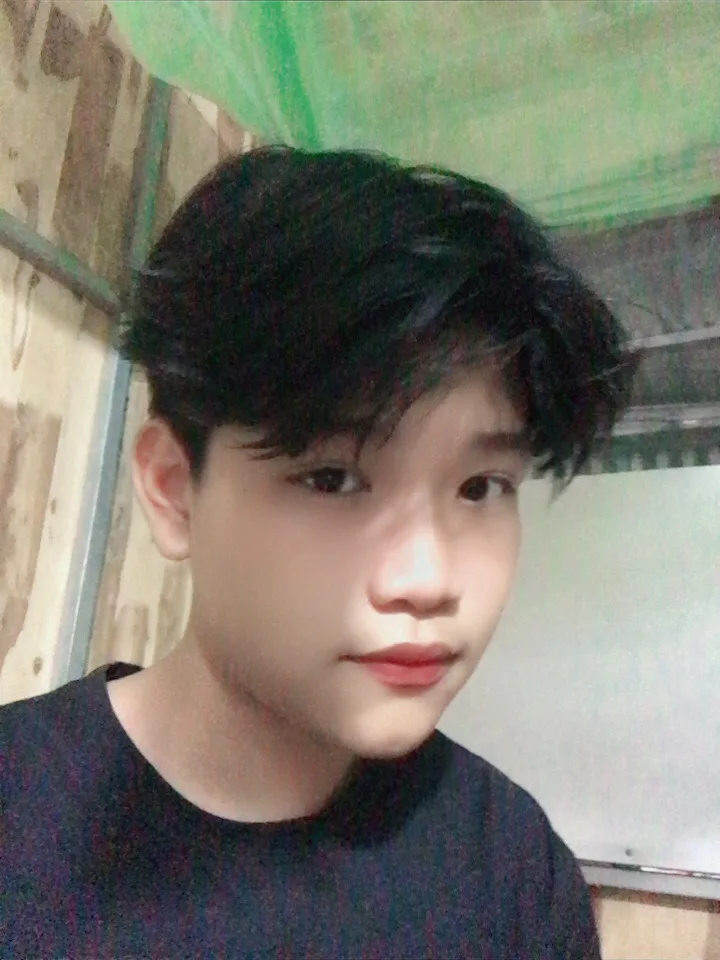 Đoàn Lê Tiến Dungz 18 tuổi Độc thân Khu vực Đắk Lắk