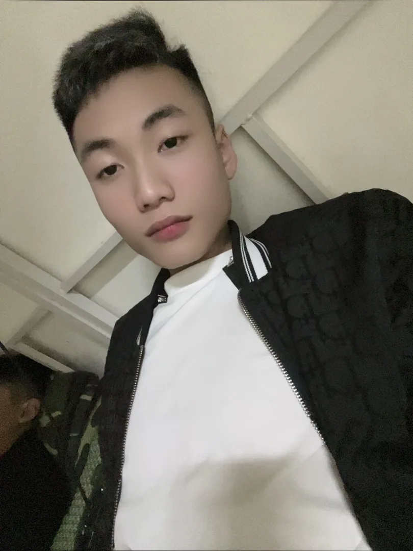 Ngô Quang Duy 20 tuổi Độc thân Khu vực Hà Nội