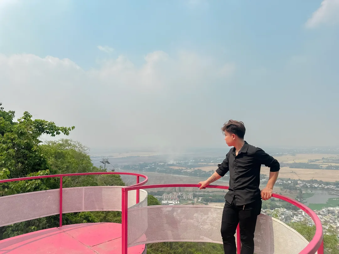 Nguyễn Văn len 21 tuổi Góa Khu vực Hồ Chí Minh