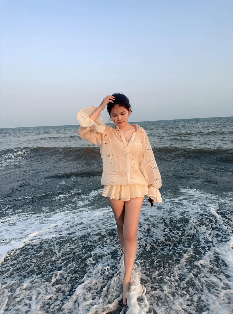 Trần khánh huyền 18 tuổi Độc thân Khu vực Nam Định