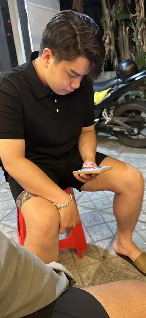 Trần hoàng long 26 tuổi Độc thân Khu vực Đà Nẵng