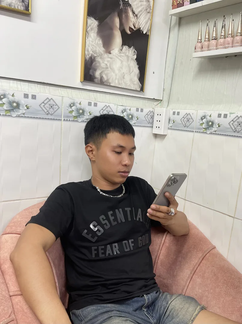 Nguyễn đức quyết 27 tuổi Độc thân Khu vực Hồ Chí Minh