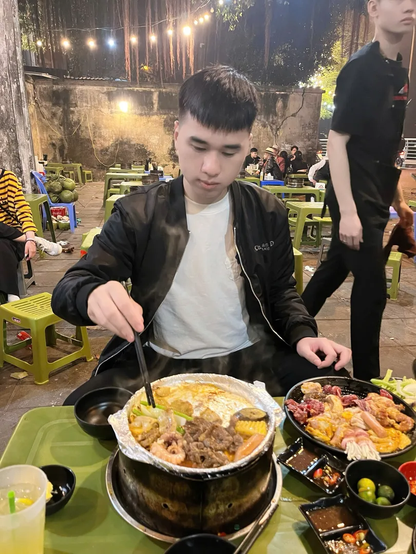 Ninh thái hoà 22 tuổi Độc thân Khu vực Hà Nội