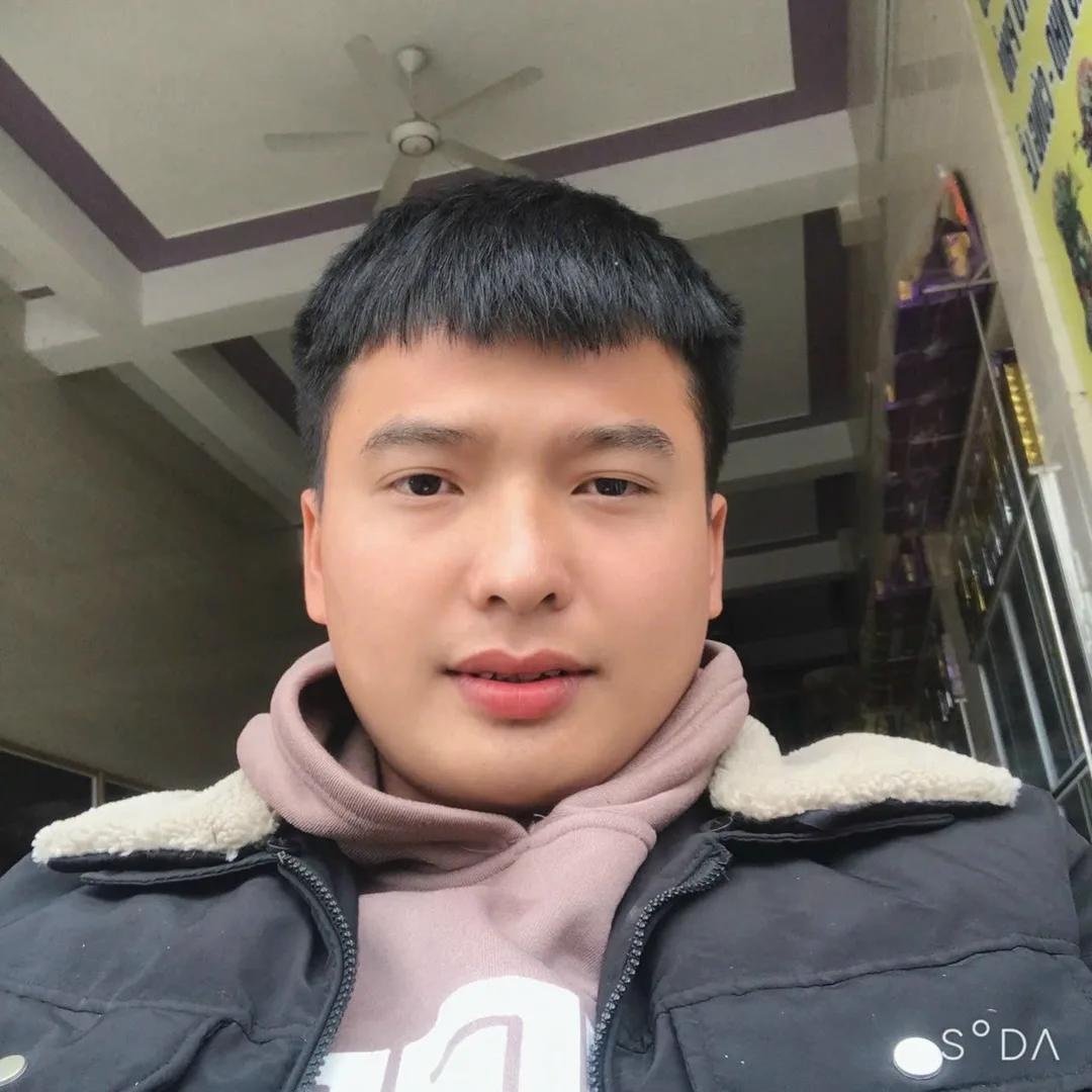 Hoàng Mình Công 27 tuổi Đã ly hôn Tìm bạn tâm sự Khu vực Hồ Chí Minh