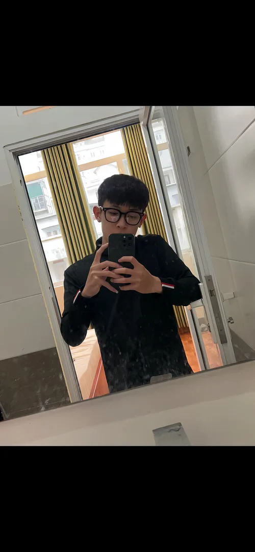 Nguyễn Anh Quyết 21 Tuổi Đang Độc Thân Khu Vực Hồ Chí Minh