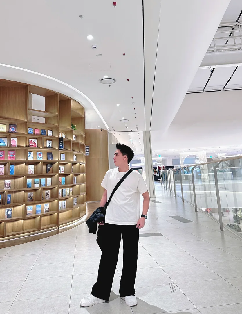 Ngô viết đạt 22 Tuổi Đang Độc Thân Khu Vực Hồ Chí Minh