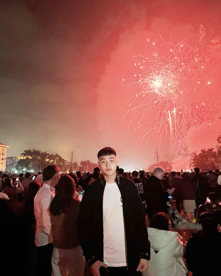 Nguyễn thanh bình 21 tuổi Độc thân Khu vực Hà Nội