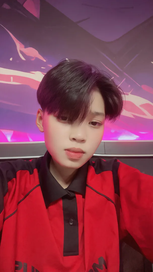 Trần hạo thiên 22 Tuổi Đang Độc Thân Khu Vực Hồ Chí Minh