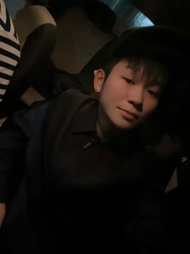 Le Viet Duc 20 tuổi Độc thân Khu vực Thừa Thiên - Huế